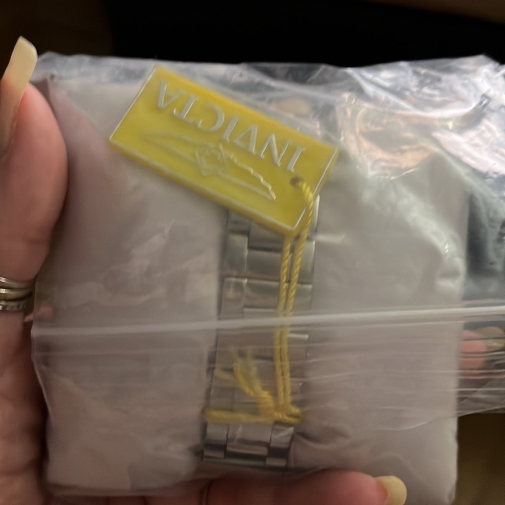 Invicta Angel Watch - Picture 6 of 8